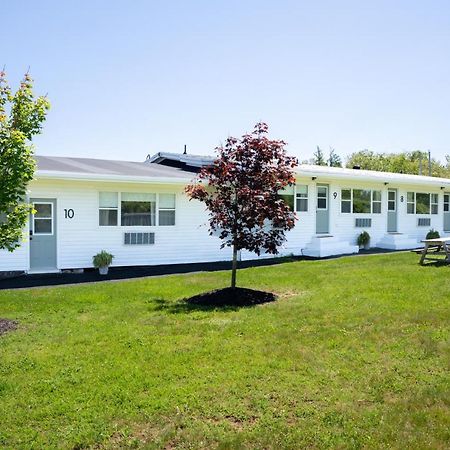 The Breeze Motel Wolfville Exteriér fotografie